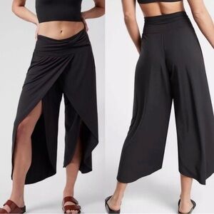 Athleta Black Wide Leg Wrap Crop Pants